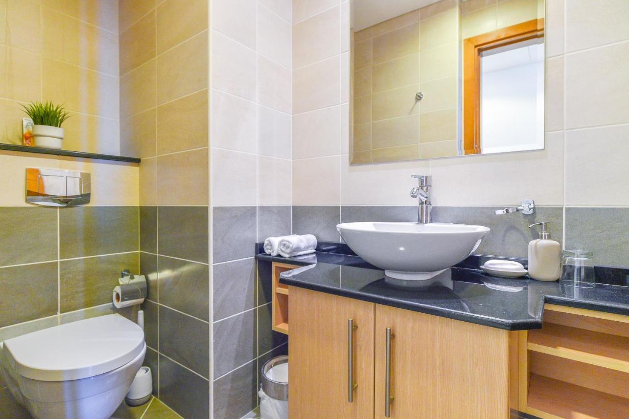 Scenic High Floor 1Br At Ocean Heights, Dubai Marina By Maxx Value Homes Экстерьер фото